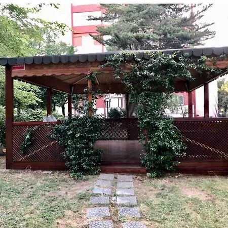 Choice Of Satisfaction In A Quality Neighborhood *